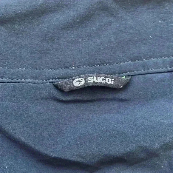 SUGOI | Black 3/4 athletic straight leg pant - Picture 5 of 9